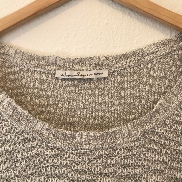 AMERICAN RAG white blouse with grey sweater cover - Picture 3 of 4